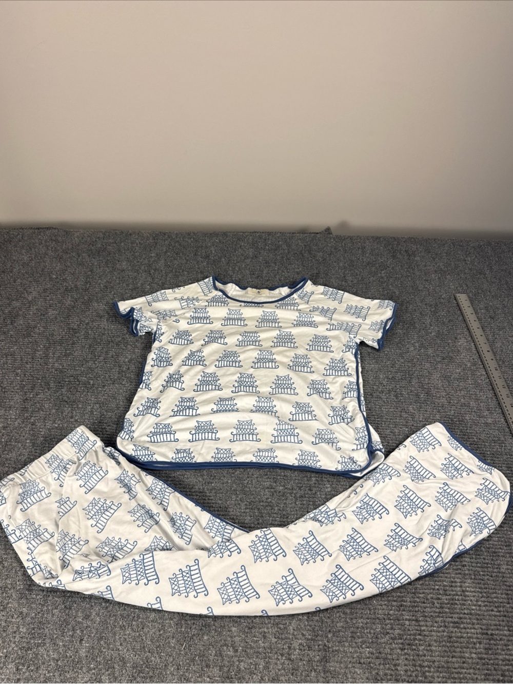 Beaufort Linen Co 2 Piece PJ Set Women’s M Cotton White Blue Pagoda Costal Chic